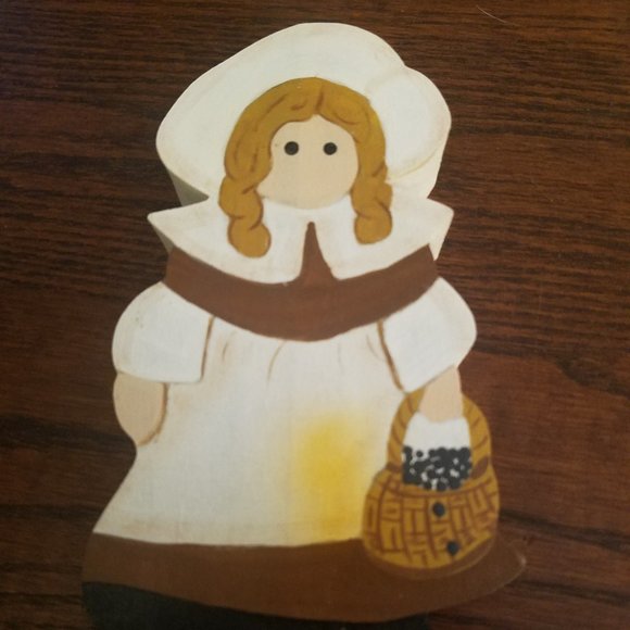 Pilgrim Couple Handcarved & Painted Thanksgiving - Picture 3 of 6